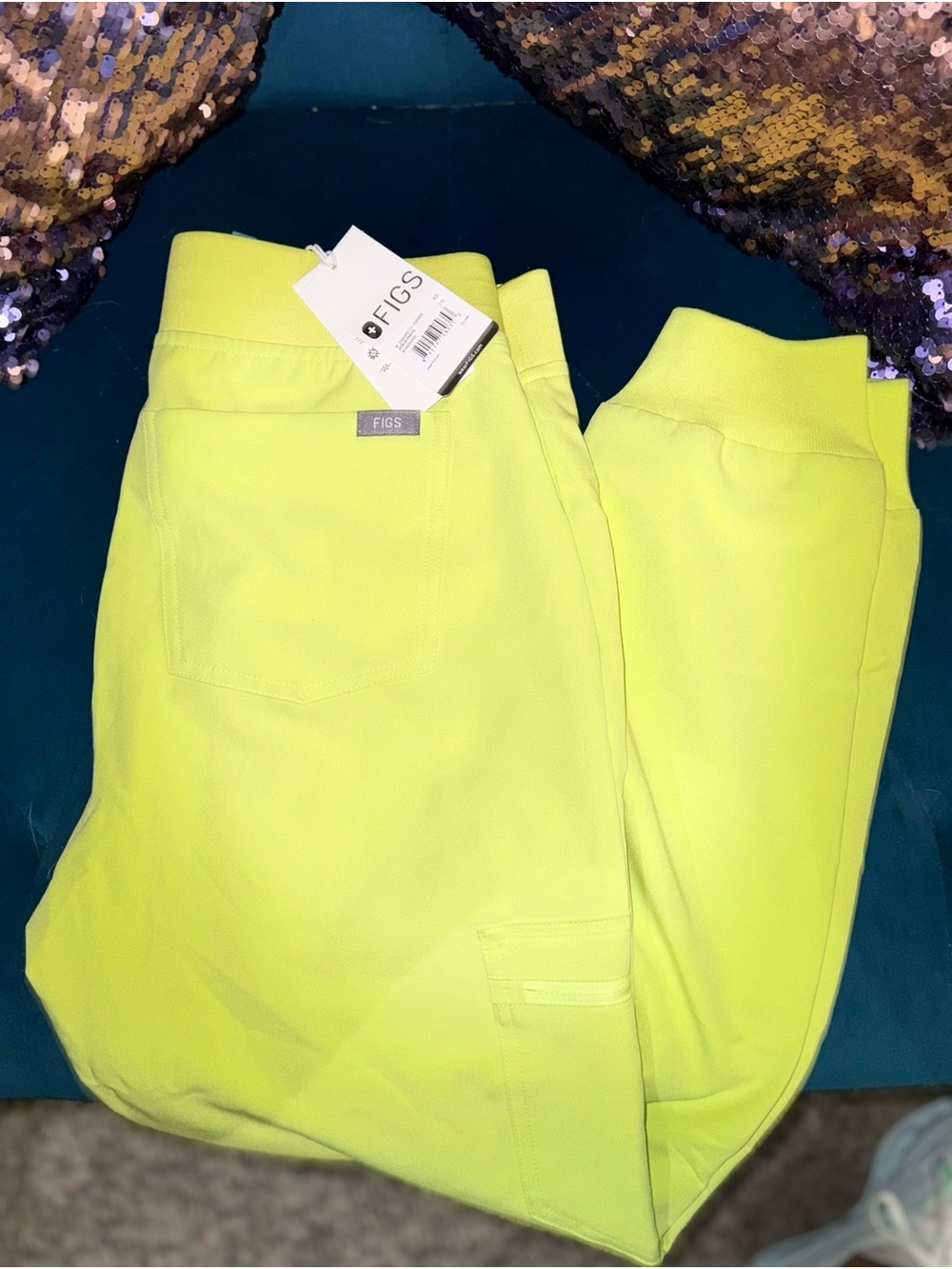 FIGS Citrine Neon Yellow Jogger Scrub Pants PO#2409